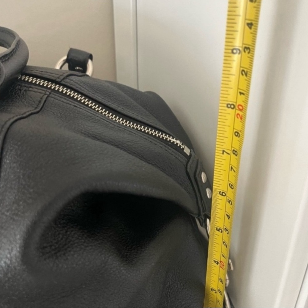Coach , Black Women's leather Bag with handle and sholder strap - Picture 7 of 12